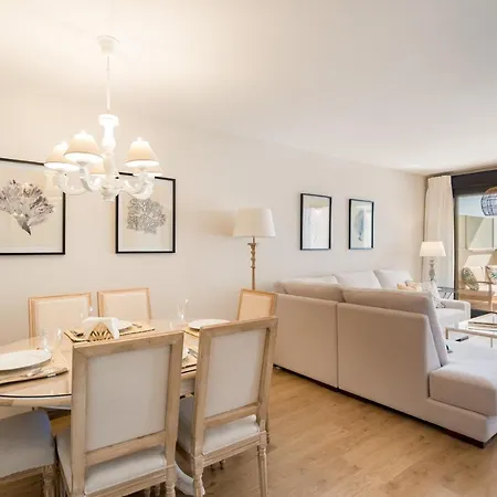 Apartment Family In Next To The Malaga